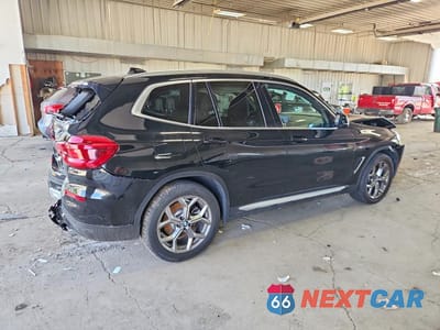 Trzecie zdjęcie samochodu z tyłu: 2021 BMW X3 XDRIVE30I VIN:5UXTY5C04M9E37789 - miniatura