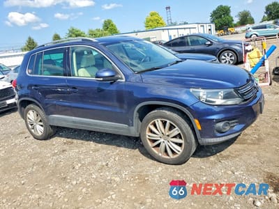 Czwarte zdjęcie samochodu z boku: 2012 VOLKSWAGEN TIGUAN S VIN:WVGBV7AX0CW598862 - miniatura