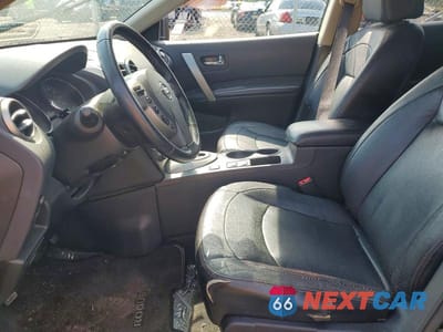 Zdjęcie 7 z 13 samochodu: 2013 NISSAN ROGUE S VIN:JN8AS5MV4DW621881 - miniatura