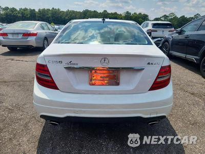 Zdjęcie 6 z 13 samochodu: 2013 MERCEDES-BENZ C 300 4MATIC VIN:WDDGF8AB9DR253725 - miniatura