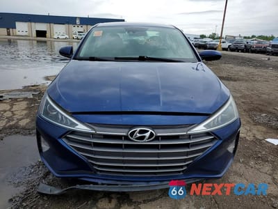 Piąte zdjęcie samochodu w środku: 2020 HYUNDAI ELANTRA SEL VIN:5NPD84LF8LH560700 - miniatura