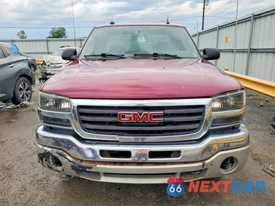 Piąte zdjęcie samochodu w środku: 2004 GMC NEW SIERRA K1500 VIN:2GTEK19T541160534 - miniatura