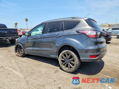 Drugie zdjęcie samochodu z przodu: 2017 FORD ESCAPE SE VIN:1FMCU0GD9HUD66548 - miniatura