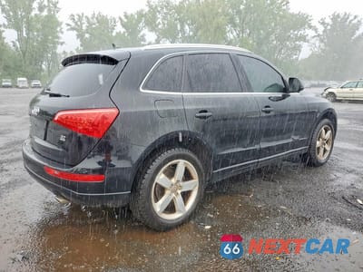Trzecie zdjęcie samochodu z tyłu: 2010 AUDI Q5 PREMIUM PLUS VIN:WA1LKAFP7AA103021 - miniatura