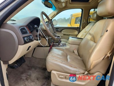Zdjęcie 7 z 13 samochodu: 2011 CHEVROLET SUBURBAN K1500 LTZ VIN:1GNSKKE31BR333346 - miniatura