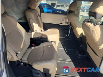 Zdjęcie 11 z 13 samochodu: 2022 TOYOTA SIENNA LIMITED 7-PASSENGER VIN:5TDZRKEC9NS118435 - miniatura