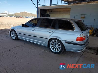 Drugie zdjęcie samochodu z przodu: 2004 BMW 325 IT VIN:WBAEN33464EZ15576 - miniatura