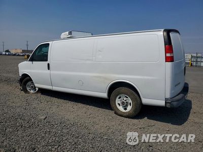 Drugie zdjęcie samochodu z przodu: 2017 GMC SAVANA G3500 REFRIGERATED DELIVERY VAN VIN:1GTZ7HFF6H1338179 - miniatura