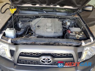 Zdjęcie 11 z 12 samochodu: 2011 TOYOTA TACOMA ACCESS CAB VIN:5TFUU4EN4BX018626 - miniatura