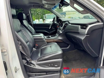 Zdjęcie 7 z 13 samochodu: 2016 CHEVROLET SUBURBAN K1500 LT VIN:1GNSKHKC5GR239498 - miniatura