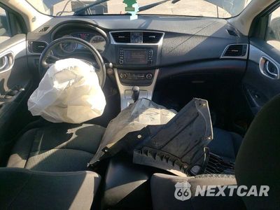 Zdjęcie 8 z 13 samochodu: 2015 NISSAN SENTRA SR VIN:3N1AB7AP0FY289367 - miniatura