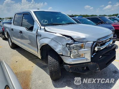 Czwarte zdjęcie samochodu z boku: 2017 FORD F150 SUPERCREW VIN:1FTEW1C84HKC65595 - miniatura