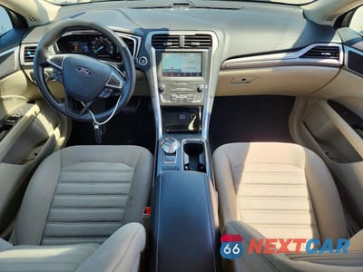 Zdjęcie 8 z 12 samochodu: 2019 FORD FUSION SE VIN:3FA6P0HD8KR163940 - miniatura
