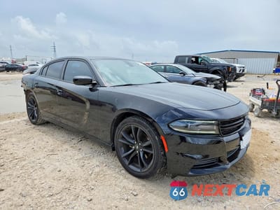 Czwarte zdjęcie samochodu z boku: 2018 DODGE CHARGER SXT VIN:2C3CDXBG0JH186208 - miniatura