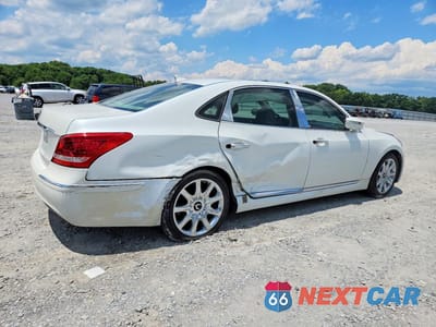 Trzecie zdjęcie samochodu z tyłu: 2013 HYUNDAI EQUUS SIGNATURE VIN:KMHGH4JH3DU058133 - miniatura