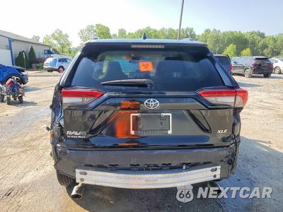 Zdjęcie 6 z 14 samochodu: 2021 TOYOTA RAV4 XLE VIN:2T3W1RFV4MC096233 - miniatura