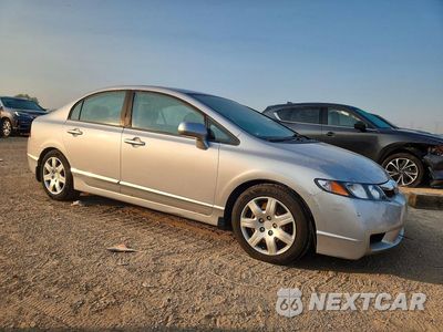 Czwarte zdjęcie samochodu z boku: 2010 HONDA CIVIC LX VIN:19XFA1F5XAE086281 - miniatura