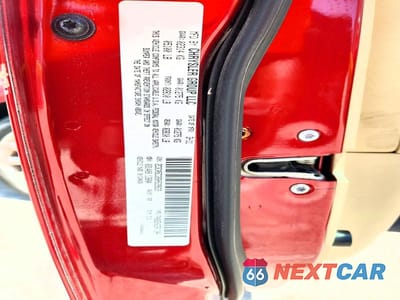 Zdjęcie 12 z 12 samochodu: 2011 CHRYSLER 300 LIMITED VIN:2C3CA5CG9BH529529 - miniatura