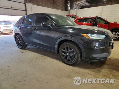 Czwarte zdjęcie samochodu z boku: 2024 HONDA HR-V SPORT VIN:3CZRZ2H5XRM732603 - miniatura