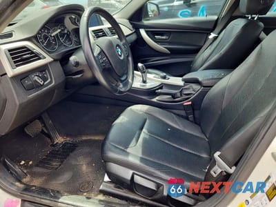 Zdjęcie 7 z 12 samochodu: 2015 BMW 320 I VIN:WBA3B1C56FK135840 - miniatura