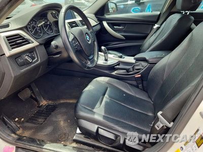 Zdjęcie 7 z 12 samochodu: 2015 BMW 320 I VIN:WBA3B1C56FK135840 - miniatura