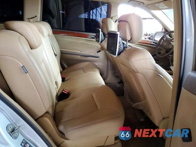 Zdjęcie 10 z 12 samochodu: 2009 MERCEDES-BENZ GL VIN:4JGBF71E89A458379 - miniatura
