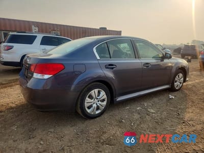 Trzecie zdjęcie samochodu z tyłu: 2014 SUBARU LEGACY 2.5I VIN:4S3BMAA6XE1009828 - miniatura