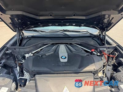 Zdjęcie 9 z 13 samochodu: 2015 BMW X5 XDRIVE50I VIN:5UXKR6C59F0J74553 - miniatura