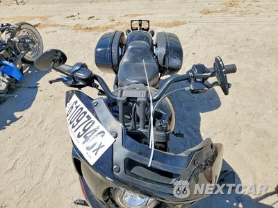 Piąte zdjęcie samochodu w środku: 2024 HARLEY-DAVIDSON FXLRST VIN:1HD1YXZ26RB019310 - miniatura