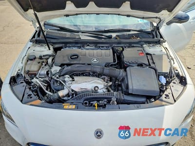 Zdjęcie 11 z 13 samochodu: 2021 MERCEDES-BENZ CLA 250 4MATIC VIN:W1K5J4HB4MN208333 - miniatura