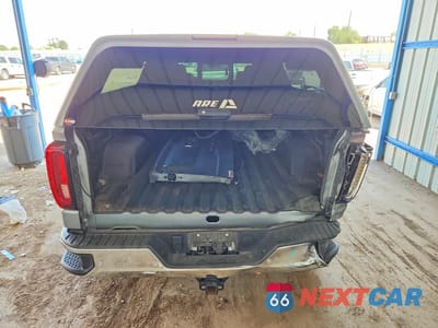 Zdjęcie 6 z 12 samochodu: 2024 GMC SIERRA K1500 SLT VIN:3GTUUDED3RG447102 - miniatura