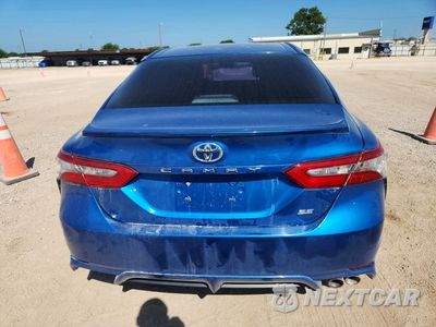 Zdjęcie 6 z 12 samochodu: 2018 TOYOTA CAMRY SE VIN:4T1B11HK1JU068783 - miniatura