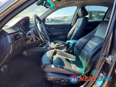 Zdjęcie 7 z 12 samochodu: 2006 BMW 330 I VIN:WBAVB33596KS38657 - miniatura