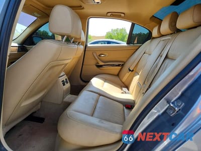 Zdjęcie 10 z 12 samochodu: 2011 BMW 328 XI VIN:WBAPK7C50BA821151 - miniatura