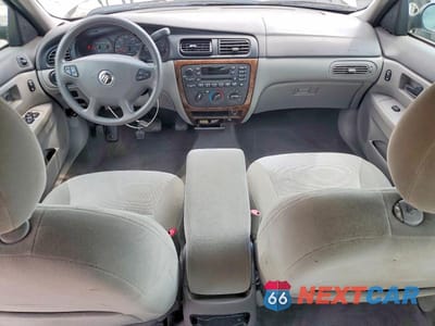 Zdjęcie 8 z 12 samochodu: 2002 MERCURY SABLE GS VIN:1MEFM50U82A634005 - miniatura
