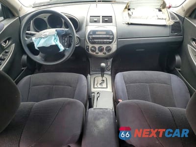Zdjęcie 8 z 12 samochodu: 2003 NISSAN ALTIMA 2.5 VIN:1N4AL11D23C255843 - miniatura