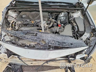 Zdjęcie 11 z 13 samochodu: 2018 TOYOTA CAMRY LE VIN:4T1B11HK3JU600468 - miniatura