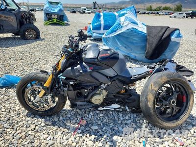 Trzecie zdjęcie samochodu z tyłu: 2024 DUCATI STREETFIGHTER V4 VIN:ZDMFAKWW3RB009103 - miniatura