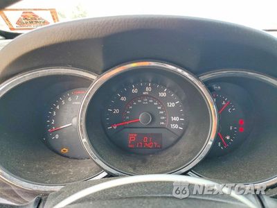 Zdjęcie 9 z 13 samochodu: 2011 KIA SORENTO LX VIN:5XYKTDA28BG047670 - miniatura