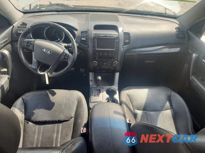 Zdjęcie 8 z 12 samochodu: 2012 KIA SORENTO SX VIN:5XYKW4A25CG269429 - miniatura