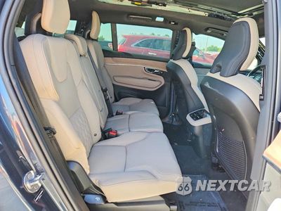Zdjęcie 11 z 14 samochodu: 2026 VOLVO XC90 PLUS VIN:YV4062PE1T1466463 - miniatura