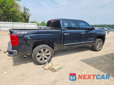 Trzecie zdjęcie samochodu z tyłu: 2017 CHEVROLET SILVERADO K1500 LTZ VIN:3GCUKSEJ8HG200477 - miniatura