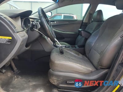 Zdjęcie 7 z 12 samochodu: 2011 HYUNDAI SONATA SE VIN:5NPEC4AC7BH282771 - miniatura