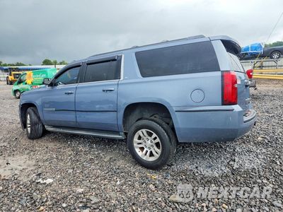 Drugie zdjęcie samochodu z przodu: 2016 CHEVROLET SUBURBAN C1500 LT VIN:1GNSCHKC2GR256126 - miniatura
