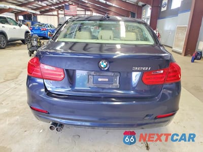 Zdjęcie 6 z 12 samochodu: 2014 BMW 328 I VIN:WBA3A5G51ENP27146 - miniatura