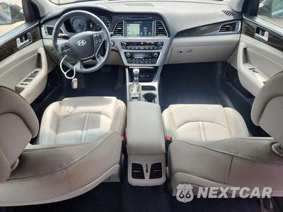 Zdjęcie 8 z 12 samochodu: 2016 HYUNDAI SONATA LIMITED VIN:5NPE34AF5GH422818 - miniatura