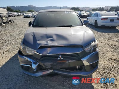 Piąte zdjęcie samochodu w środku: 2017 MITSUBISHI OUTLANDER SPORT ES VIN:JA4AR3AU5HZ066686 - miniatura