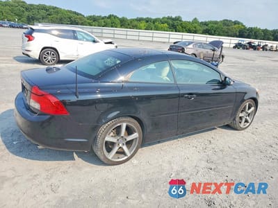 Trzecie zdjęcie samochodu z tyłu: 2012 VOLVO C70 T5 VIN:YV1672MC5CJ125655 - miniatura