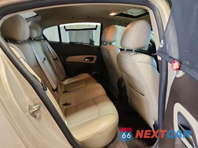 Zdjęcie 10 z 13 samochodu: 2011 CHEVROLET CRUZE LT VIN:1G1PG5S9XB7196129 - miniatura