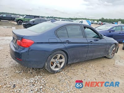 Trzecie zdjęcie samochodu z tyłu: 2015 BMW 328 I VIN:WBA3A5G56FNS90262 - miniatura